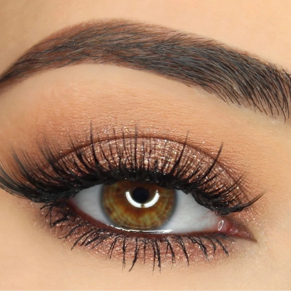 🌟Free add on🌟 Girlactik Metallic Eye Sparkle - Picture 2 of 4